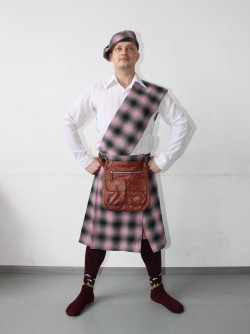 Шотландский мужской костюм